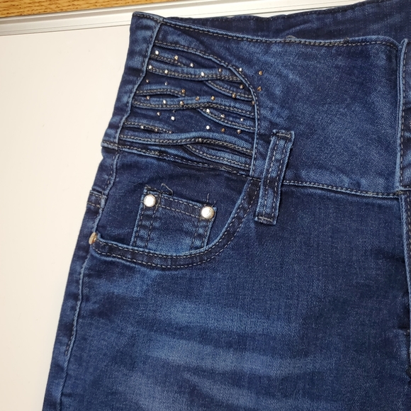 Fashion High Waisted Dark Blue Denim Jeggings. - Picture 3 of 6